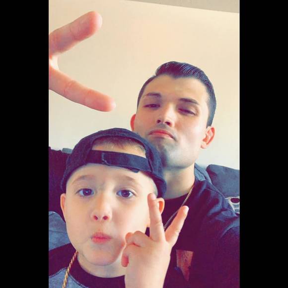 alexvilla82